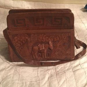 Vintage Leather Bag!